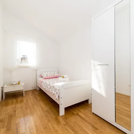 Pepa, * 斯普利特